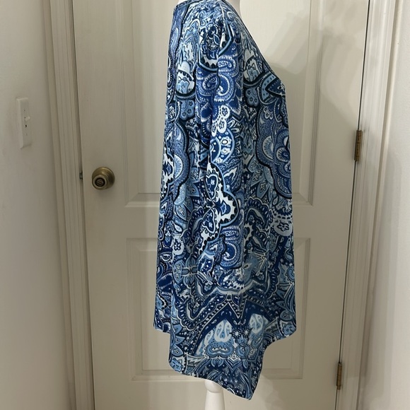 Soleillee Blue Print w/Sequins Vneck Hi Lo Tunic Sz 1X - Picture 6 of 12